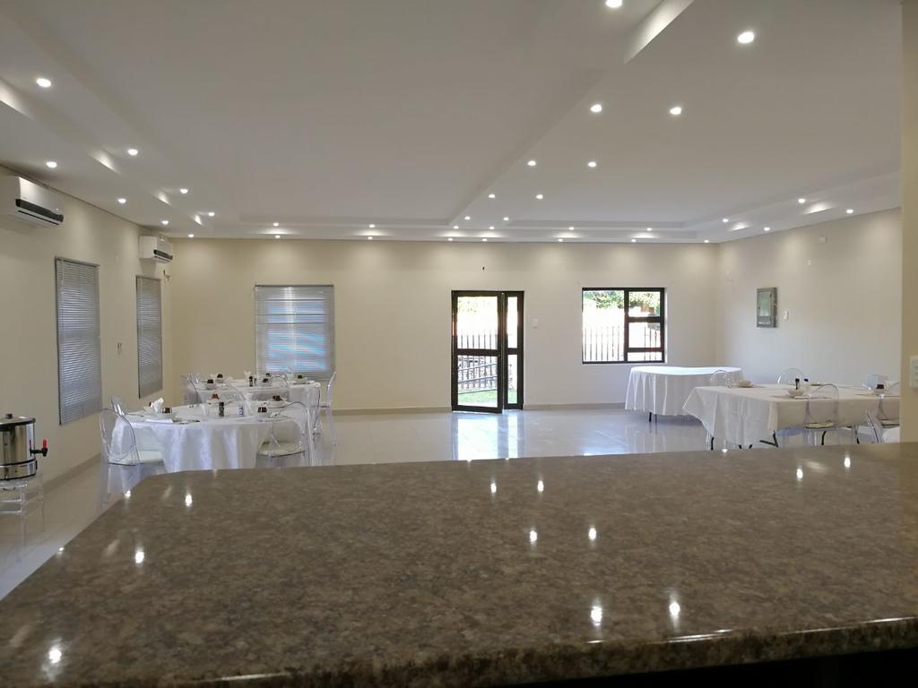 Tsumeb Guesthouse Kamho Екстериор снимка