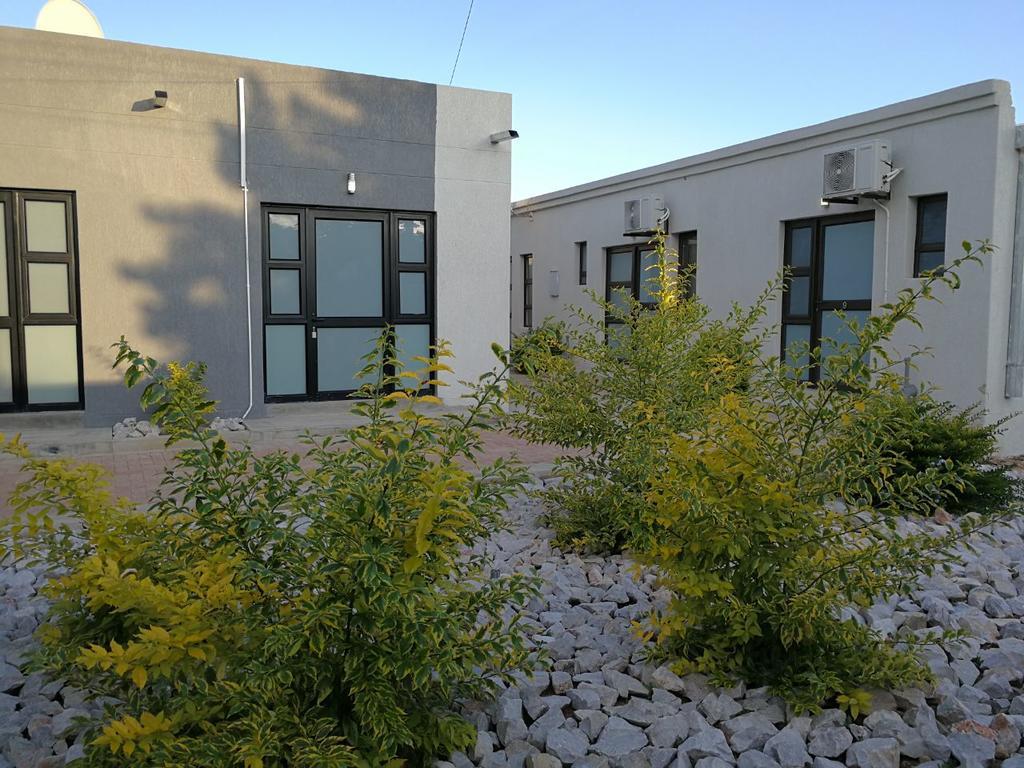 Tsumeb Guesthouse Kamho Екстериор снимка
