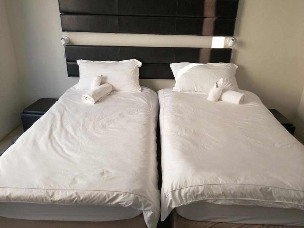 Tsumeb Guesthouse Kamho Екстериор снимка