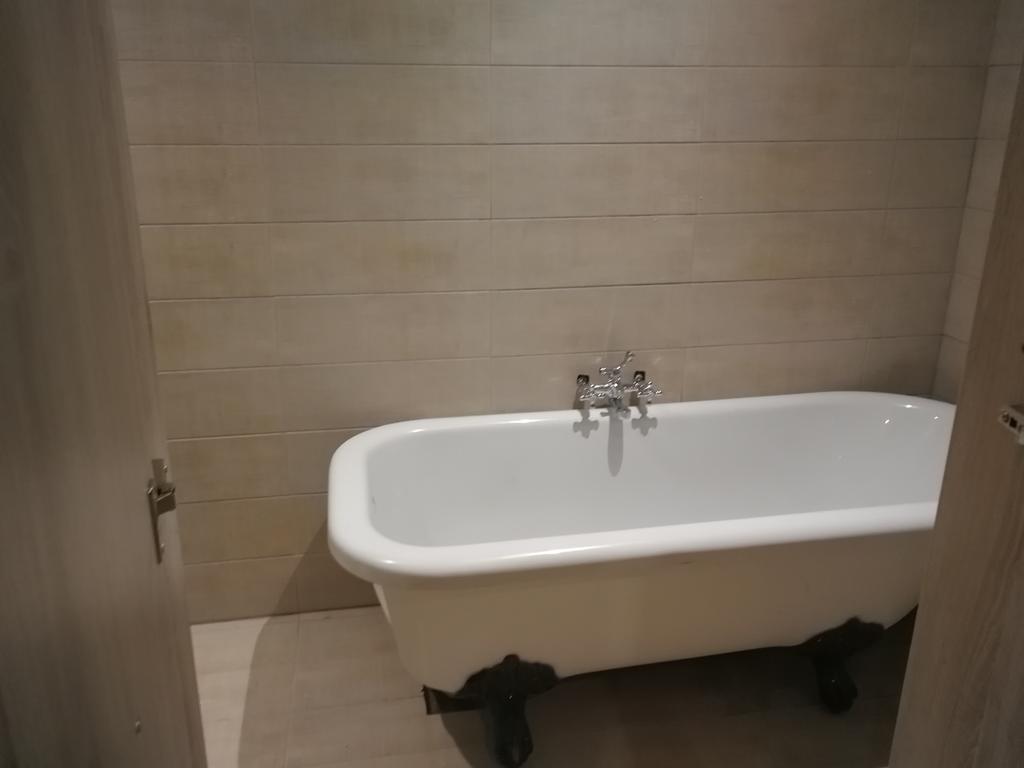 Tsumeb Guesthouse Kamho Екстериор снимка