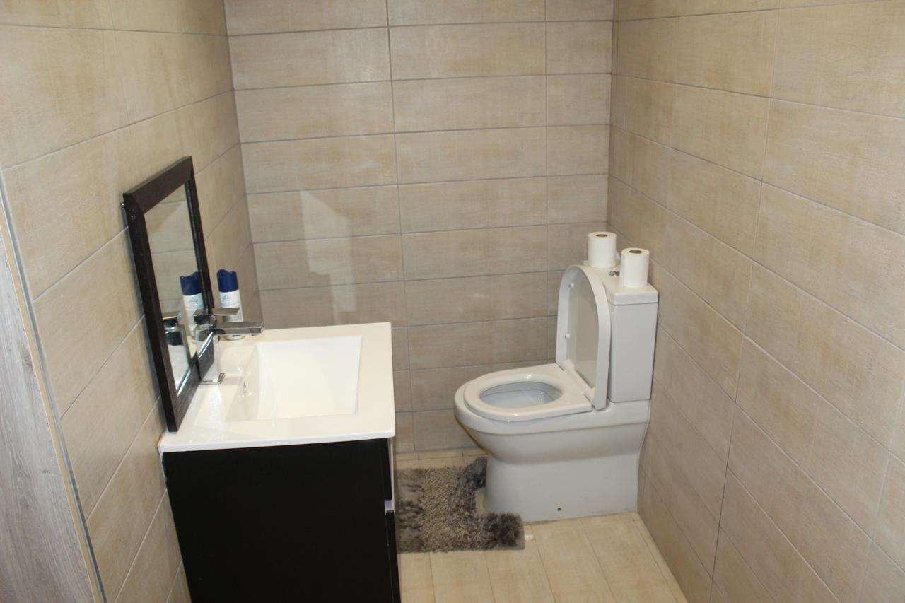 Tsumeb Guesthouse Kamho Екстериор снимка
