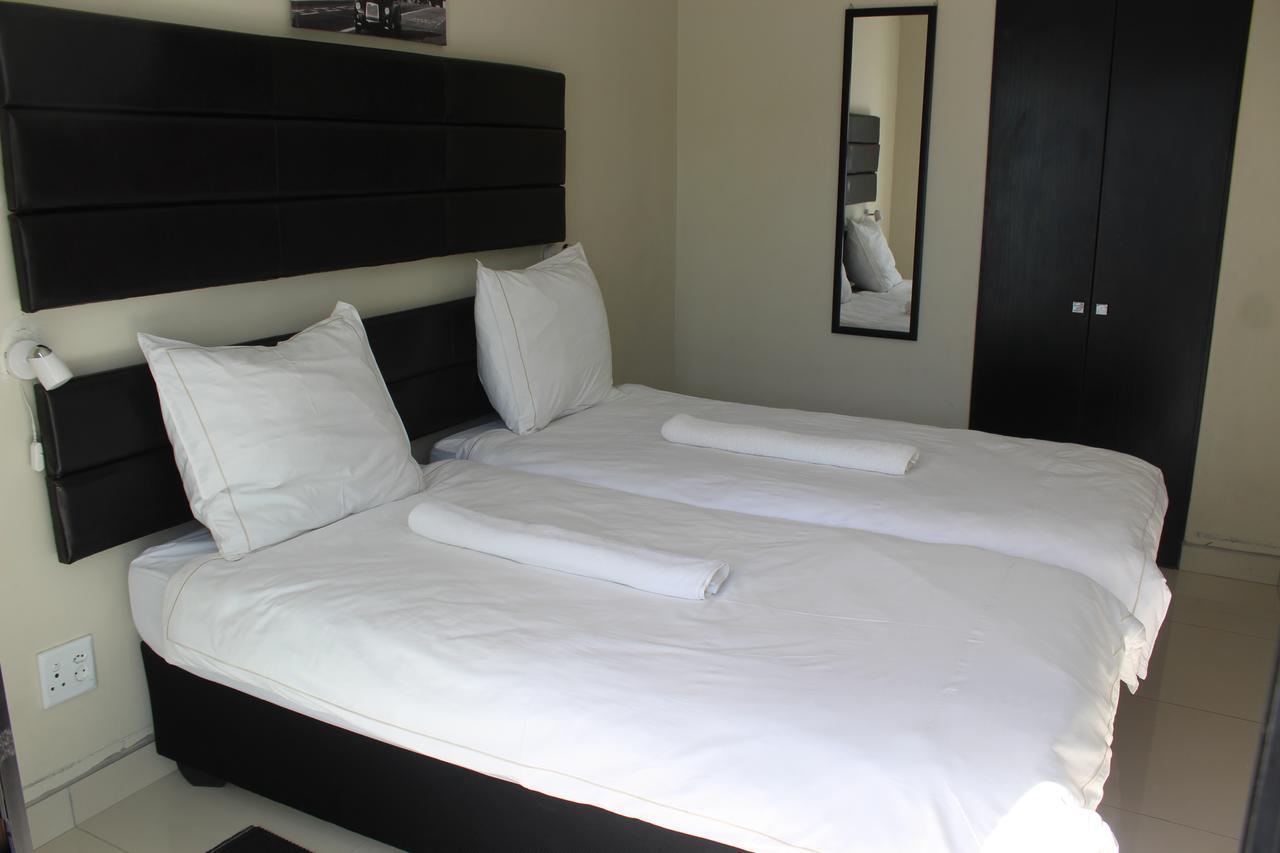 Tsumeb Guesthouse Kamho Екстериор снимка