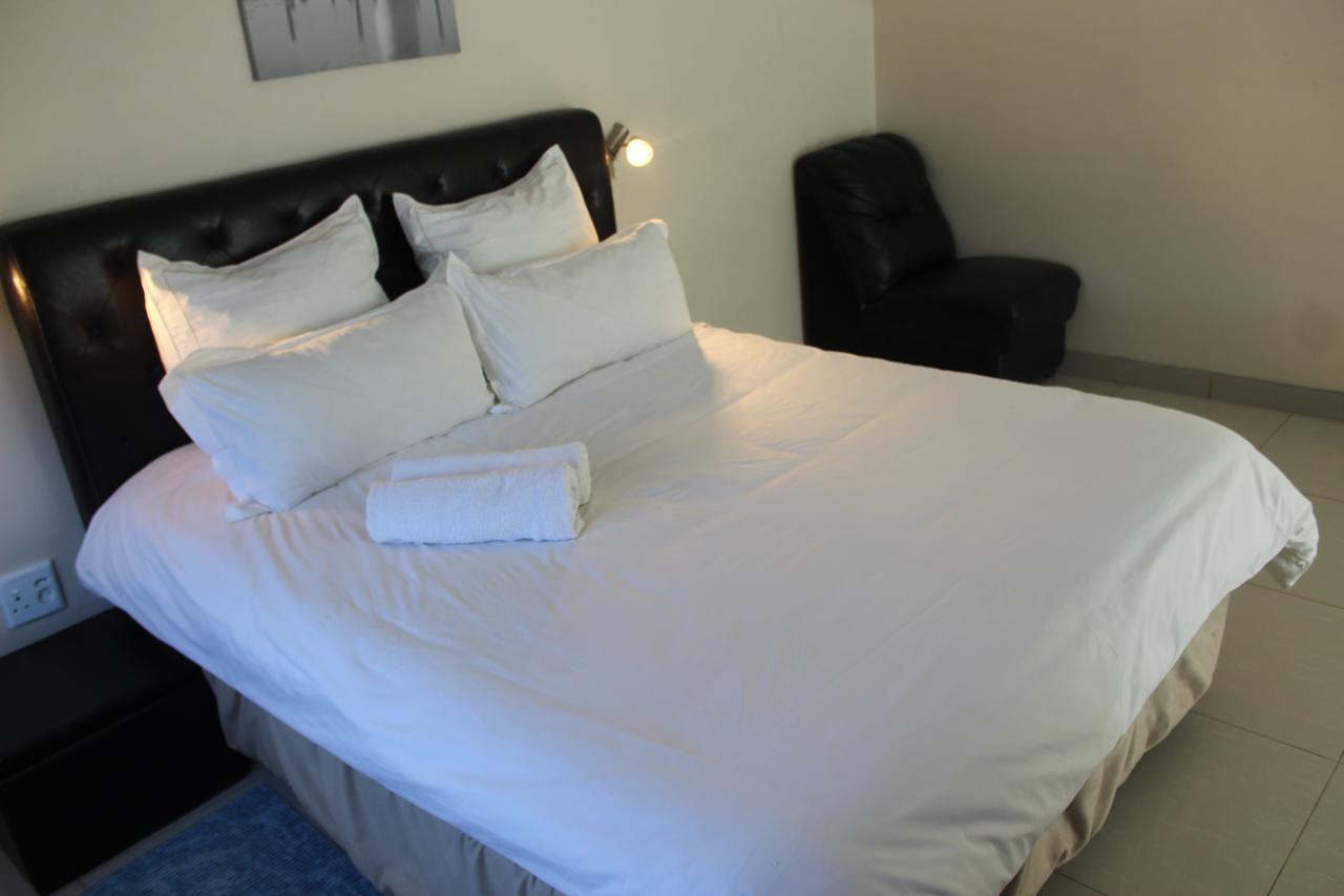 Tsumeb Guesthouse Kamho Екстериор снимка