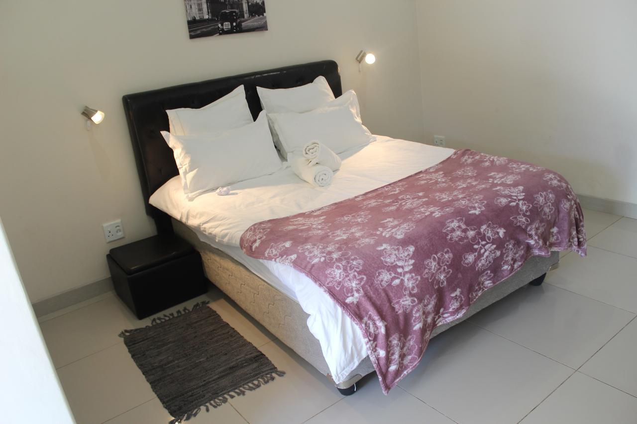 Tsumeb Guesthouse Kamho Екстериор снимка